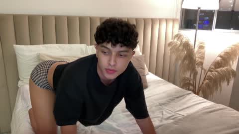 Snapshot of _johan chatting on 12-05-24, 12:19 Johan online show from 12-05-24, 12:19