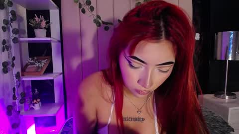 Snapshot of _johana18 chatting on 01-22-25, 03:51 Mia online show from 01-22-25, 03:51