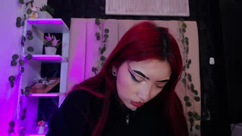 Snapshot of _johana18 chatting on 02-06-25, 05:09 Mia online show from 02-06-25, 05:09