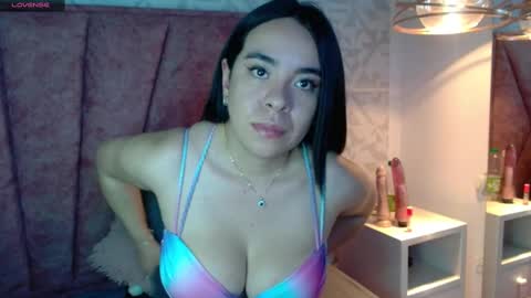 Julieta online show from 03-12-25, 06:44