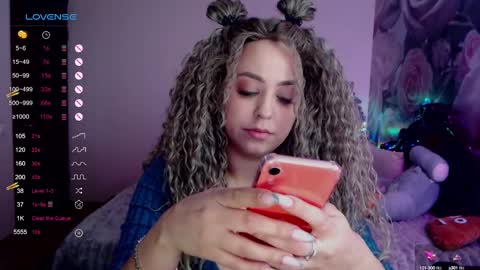 _just_a_queen_3 online show from 01-18-25, 07:15