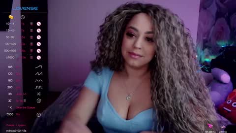 _just_a_queen_3 online show from 02-02-25, 01:19