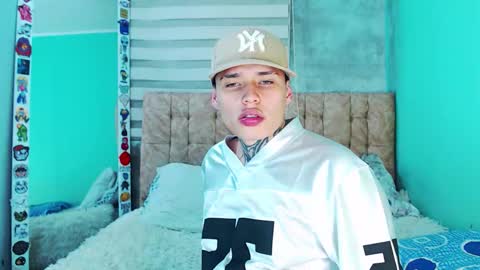 mod online show from 11-25-25, 05:07