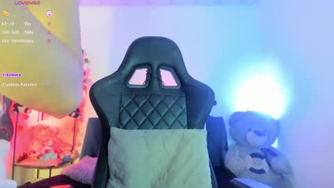 _kairy_ online show from 12-16-25, 02:16