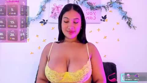 Snapshot of _karenestrada_ chatting on 10-01-25, 07:47 Karen online show from 10-01-25, 07:47