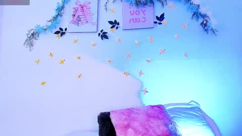 Snapshot of _karenestrada_ chatting on 11-21-25, 07:07 Karen online show from 11-21-25, 07:07