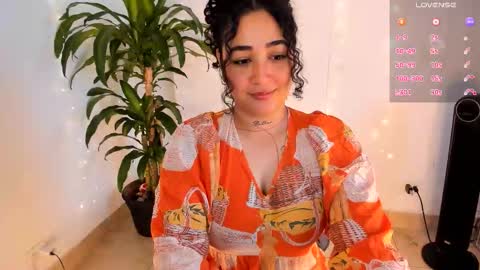 Snapshot of _kat_1 chatting on 02-01-26, 12:15 online show from 02-01-26, 12:15