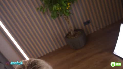 Kate online show from 10-24-25, 02:46