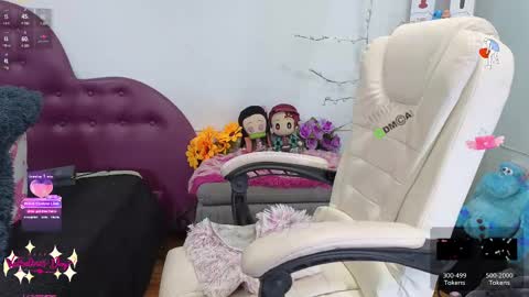 Kimi online show from 02-15-25, 07:17