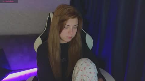 Molly   Emily online show from 09-29-25, 02:33