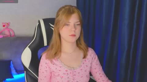 Molly   Emily online show from 11-11-25, 05:46