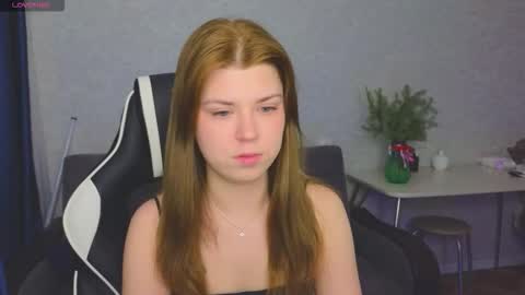 Molly   Emily online show from 12-16-25, 02:22