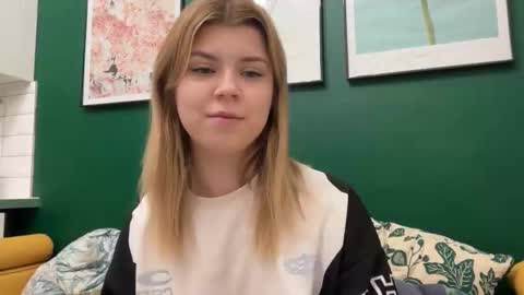 Molly   Emily online show from 03-29-26, 10:54