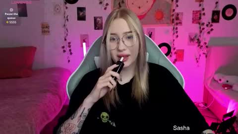 _kitekat_ online show from 10-29-25, 07:43