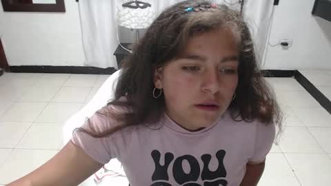 Snapshot of _kitten_1 chatting on 12-21-24, 06:34 _kitten_1 online show from 12-21-24, 06:34