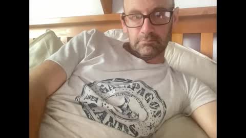 Kiwi online show from 11-18-25, 11:26