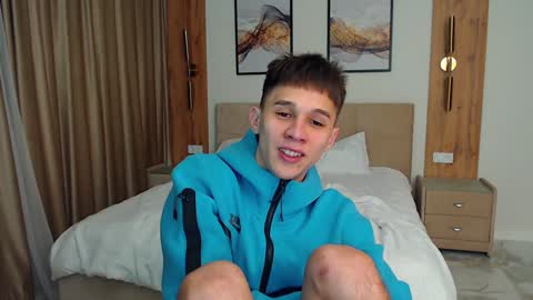 Snapshot of _kurt chatting on 01-31-25, 11:13 Kurt online show from 01-31-25, 11:13