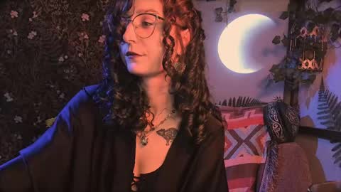 Snapshot of _lady_luna_ chatting on 03-08-25, 12:11 Lady Luna online show from 03-08-25, 12:11