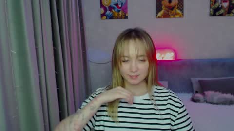 _lalune_ online show from 12-26-24, 11:35