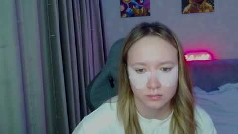 _lalune_ online show from 01-24-25, 09:05