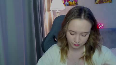 _lalune_ online show from 02-22-25, 07:03