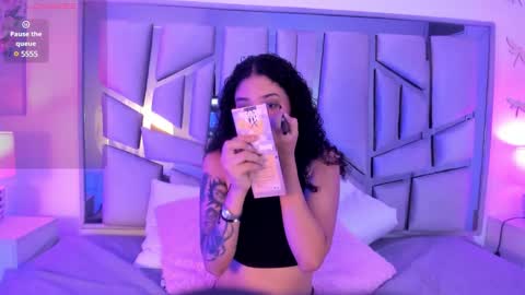 Lanna  online show from 02-03-25, 11:31