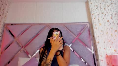 Lanna  online show from 03-06-25, 11:58