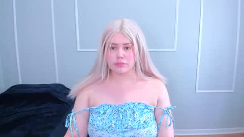 leana online show from 11-11-25, 04:29