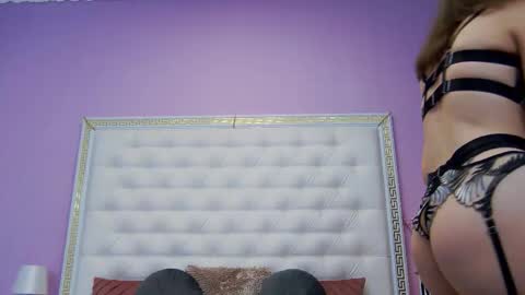 Lena Paul online show from 10-15-25, 04:23