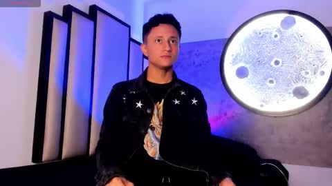 _leohot_ online show from 11-07-25, 12:05