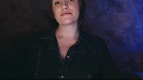 Snapshot of _letty_ chatting on 02-28-25, 12:10 Letty online show from 02-28-25, 12:10