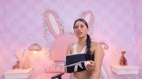Snapshot of _lia_swan chatting on 09-18-25, 11:51  Lia Swan  online show from 09-18-25, 11:51