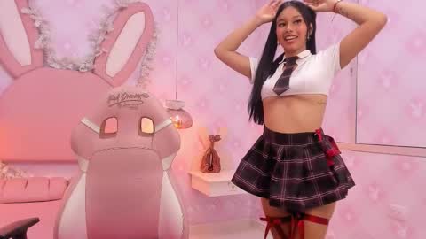Snapshot of _lia_swan chatting on 10-12-25, 04:44  Lia Swan  online show from 10-12-25, 04:44