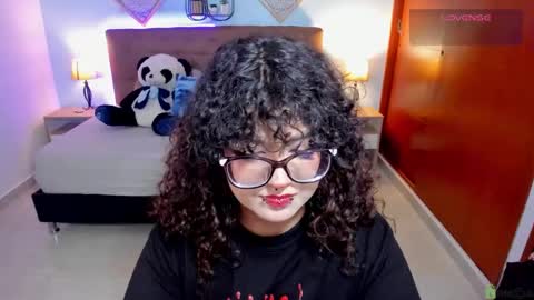 Liily online show from 10-01-25, 09:43