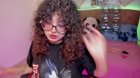 Liily online show from 11-18-25, 06:56