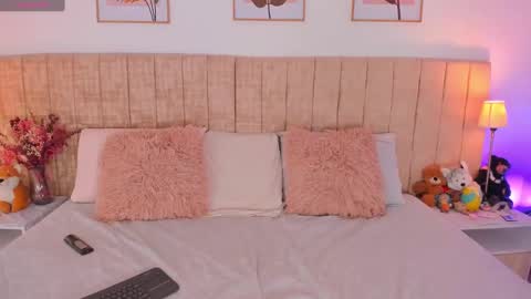 Snapshot of _lissana_scott chatting on 01-03-25, 01:58 Lissana online show from 01-03-25, 01:58