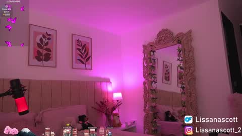 Snapshot of _lissana_scott chatting on 02-28-25, 10:28 Lissana online show from 02-28-25, 10:28