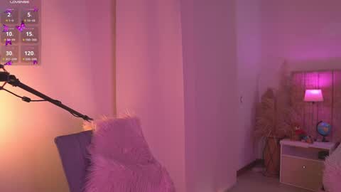 Snapshot of _lissana_scott chatting on 09-21-25, 09:16 Lissana online show from 09-21-25, 09:16