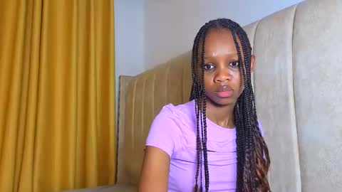 Snapshot of _littlevenus chatting on 12-01-25, 11:21 Littlevenus online show from 12-01-25, 11:21