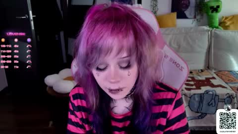 Snapshot of _lollyshy_ chatting on 09-17-25, 12:51 Lolly online show from 09-17-25, 12:51