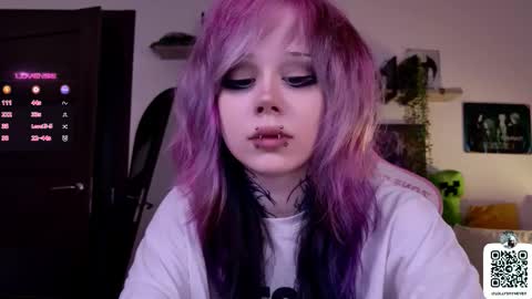 Snapshot of _lollyshy_ chatting on 09-19-25, 11:55 Lolly online show from 09-19-25, 11:55