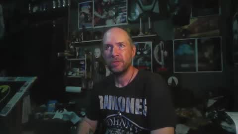 That guy online show from 11-21-25, 06:39