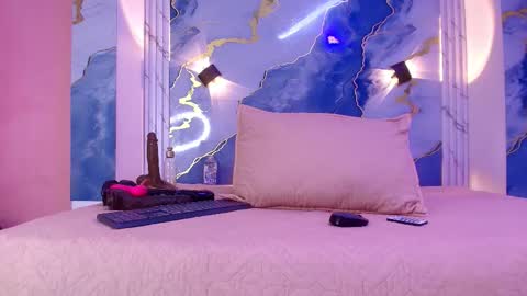 Lorrayne online show from 10-28-25, 12:09