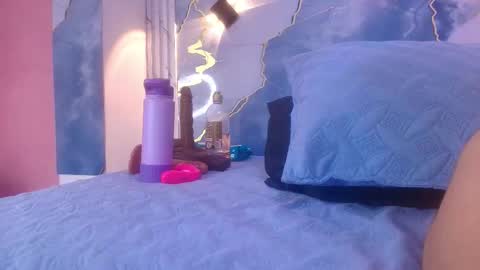 Lorrayne online show from 11-17-25, 12:22