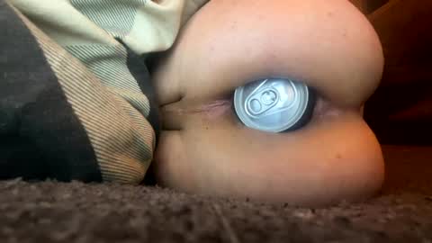 Snapshot of _love_pussy chatting on 12-29-24, 11:08 Love huge buttplug up my ass online show from 12-29-24, 11:08