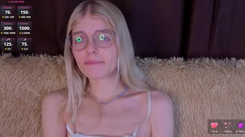 Monica online show from 11-05-25, 09:04