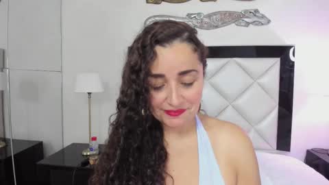 Snapshot of _luna__sweet_ chatting on 02-12-25, 04:12 luna sweet online show from 02-12-25, 04:12