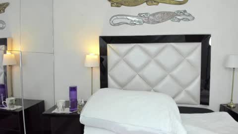 Snapshot of _luna__sweet_ chatting on 03-06-25, 06:52 luna sweet online show from 03-06-25, 06:52