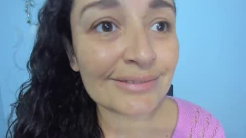 Snapshot of _luna__sweet_ chatting on 09-10-25, 01:16 luna sweet online show from 09-10-25, 01:16