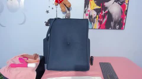 Snapshot of _luna__sweet_ chatting on 09-16-25, 11:50 luna sweet online show from 09-16-25, 11:50